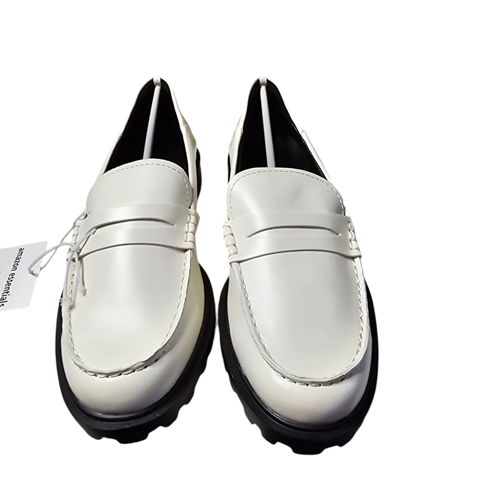 Amazon Essentials Men's White Loafers 8 NWT